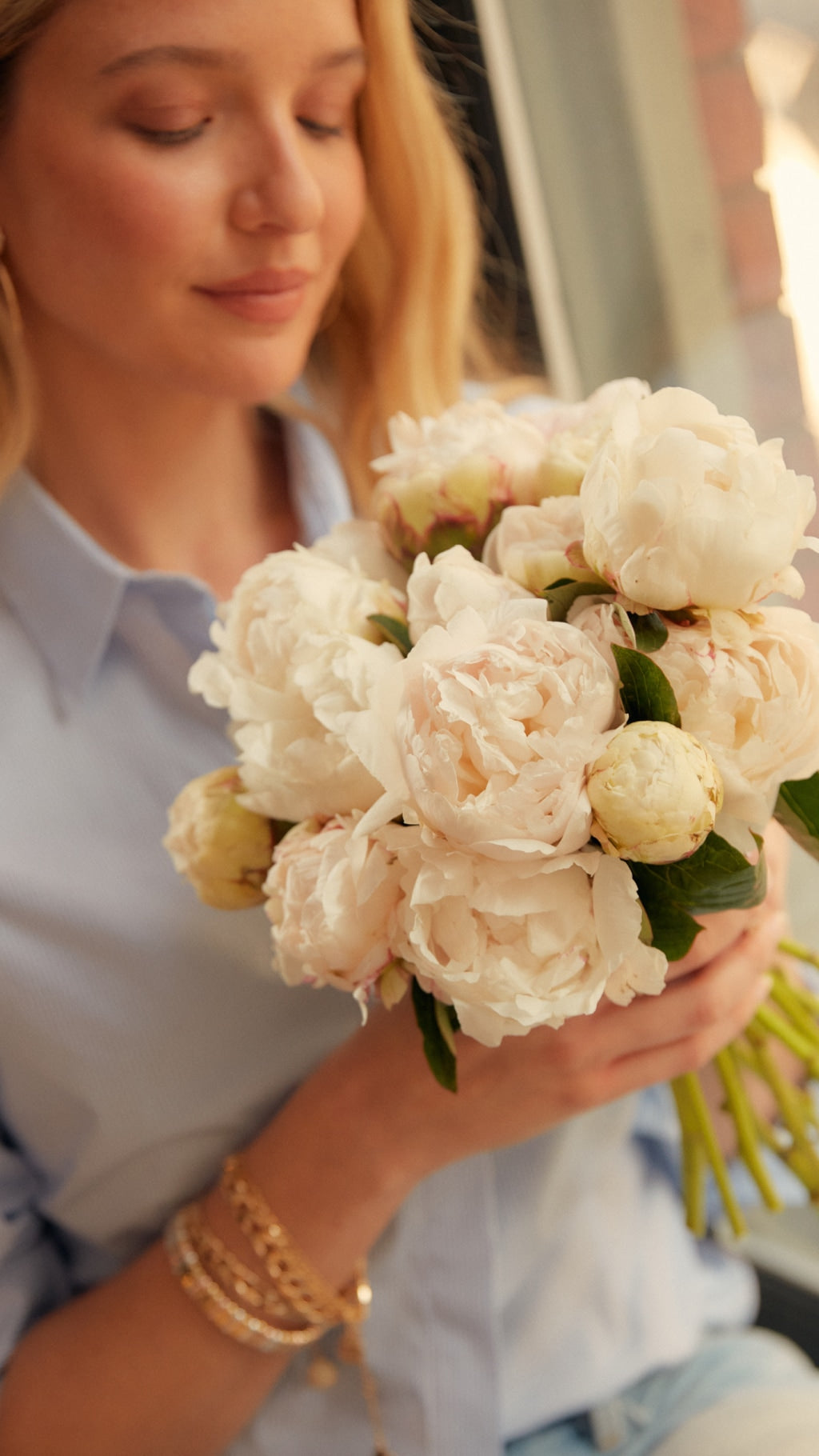 Triple the Pearl | UrbanStems Flower Delivery